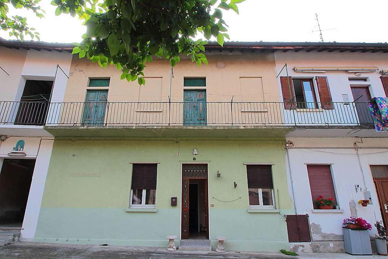 Appartamento LOMAGNA vendita   Della Chiesa Puntocasa Ronco sas di Aschieri Stefano & C.