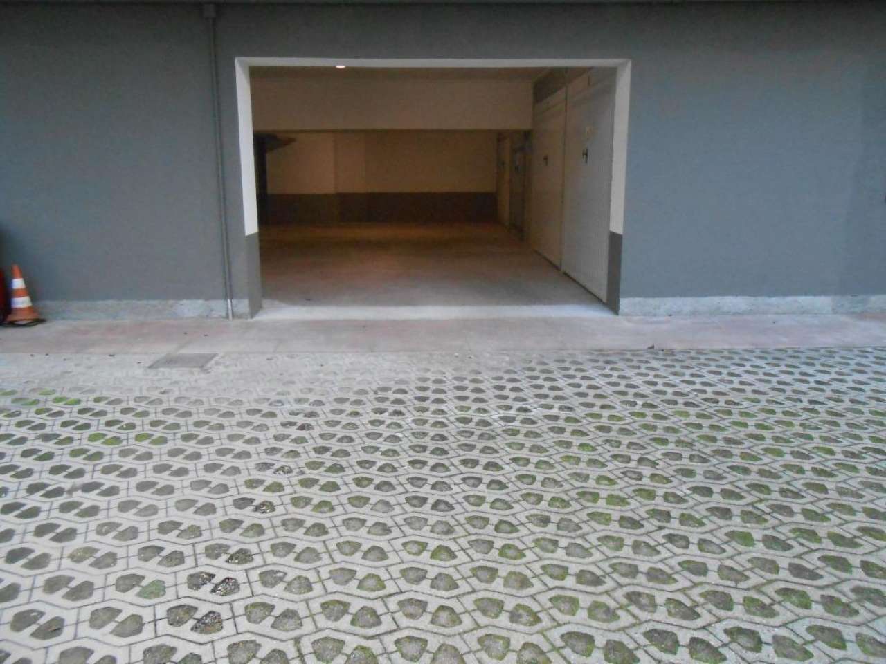 Box auto - Posto auto MILANO vendita  CORVETTO  CASAVOSTRA