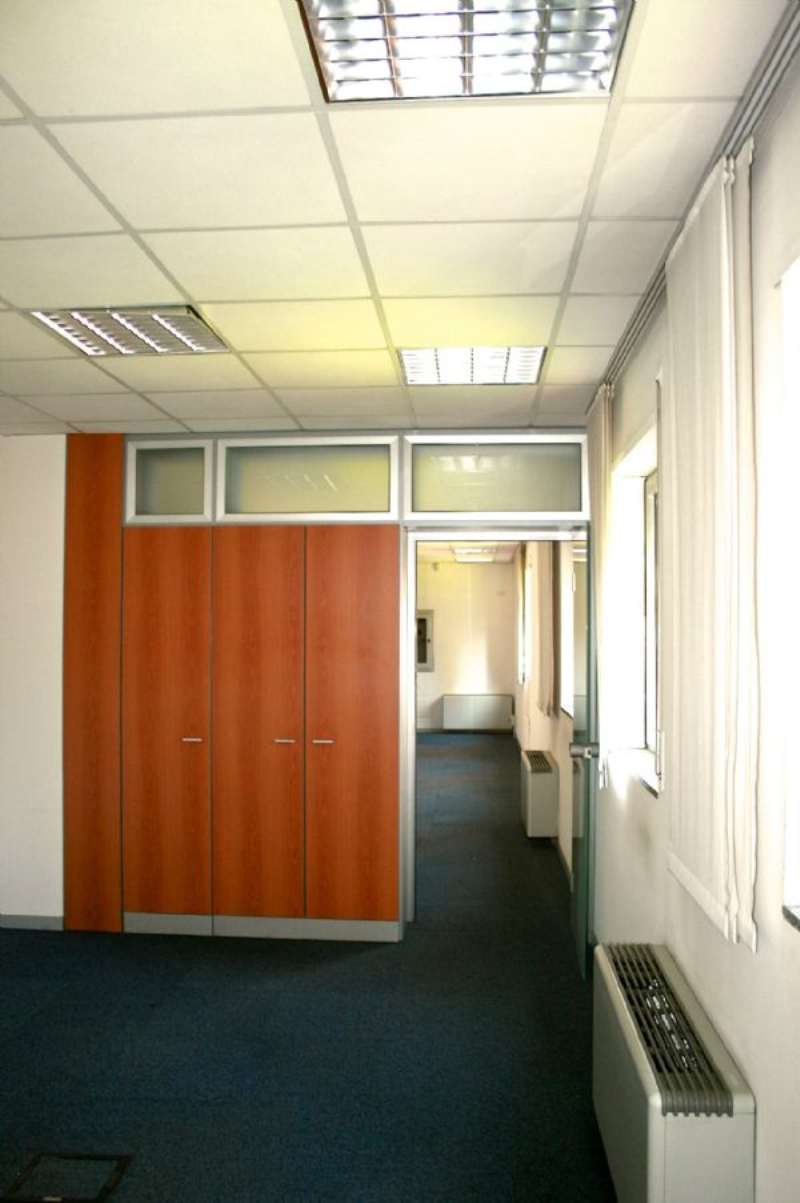 Ufficio - Loc.Com. MILANO affitto  ISOLA confalonieri Saint Germain