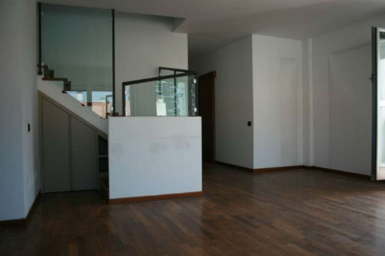 Appartamento MILANO affitto  ISOLA confalonieri Saint Germain