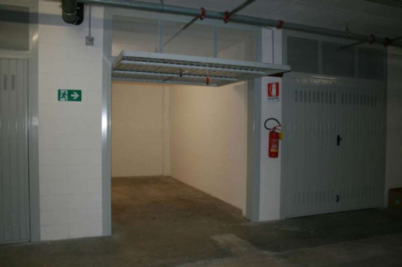 Box auto - Posto auto MILANO vendita  ISOLA  Saint Germain