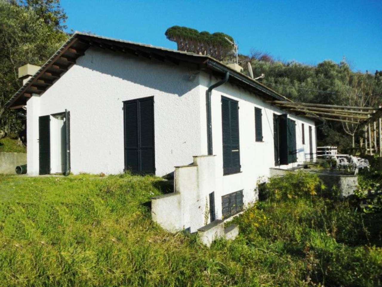 Villa LAVAGNA vendita   santa giulia FONTANABUONA IMMOBILIARE