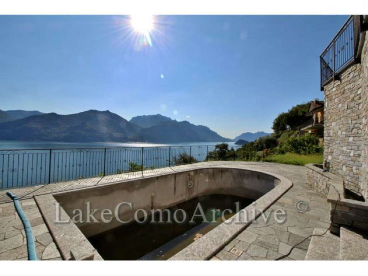 Villa MENAGGIO vendita    Holiday Property Solutions Immobiliare