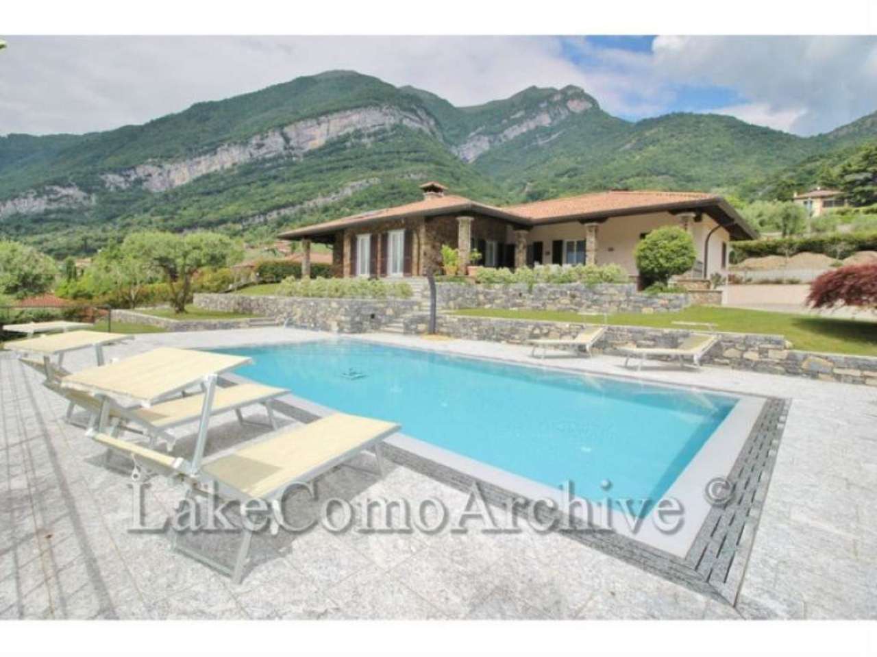 Villa MENAGGIO vendita    Holiday Property Solutions Immobiliare