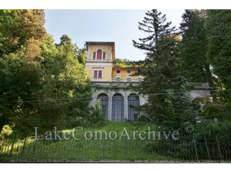 Villa LANZO D