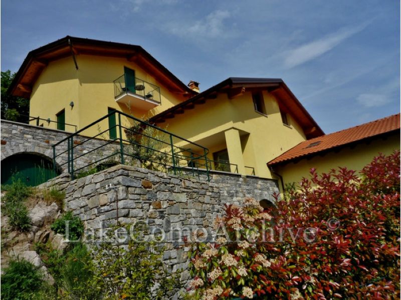 Stabile intero - Palazzo MENAGGIO vendita    Holiday Property Solutions Immobiliare