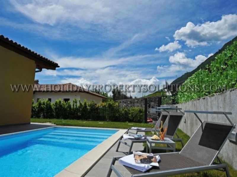 Villa TREMEZZINA vendita    Holiday Property Solutions Immobiliare