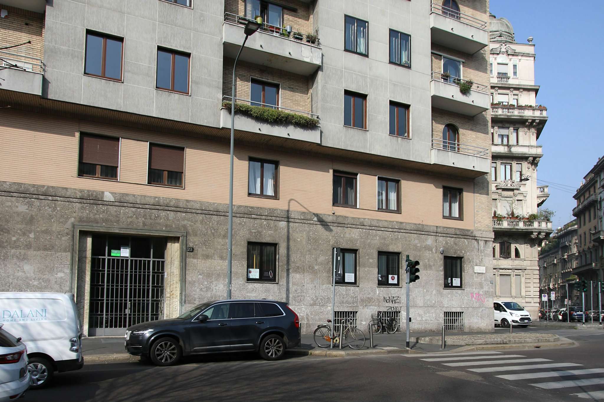 Show Room MILANO vendita  BUENOS AIRES MAJNO Modena2 Srl