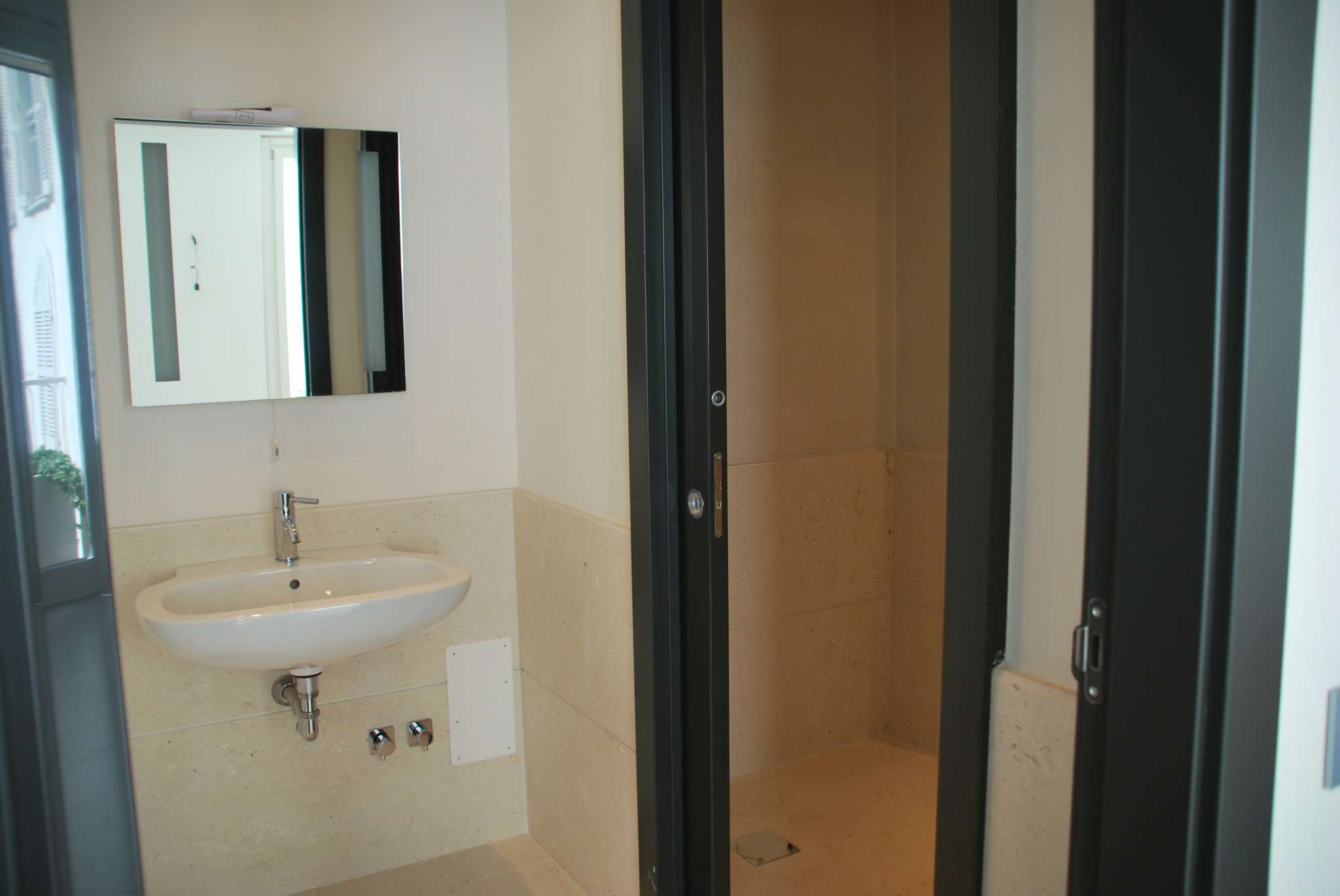 Negozio - Loc.Com. MILANO affitto  CENTRO STORICO Santa Maria alla Porta Dimensione Centro