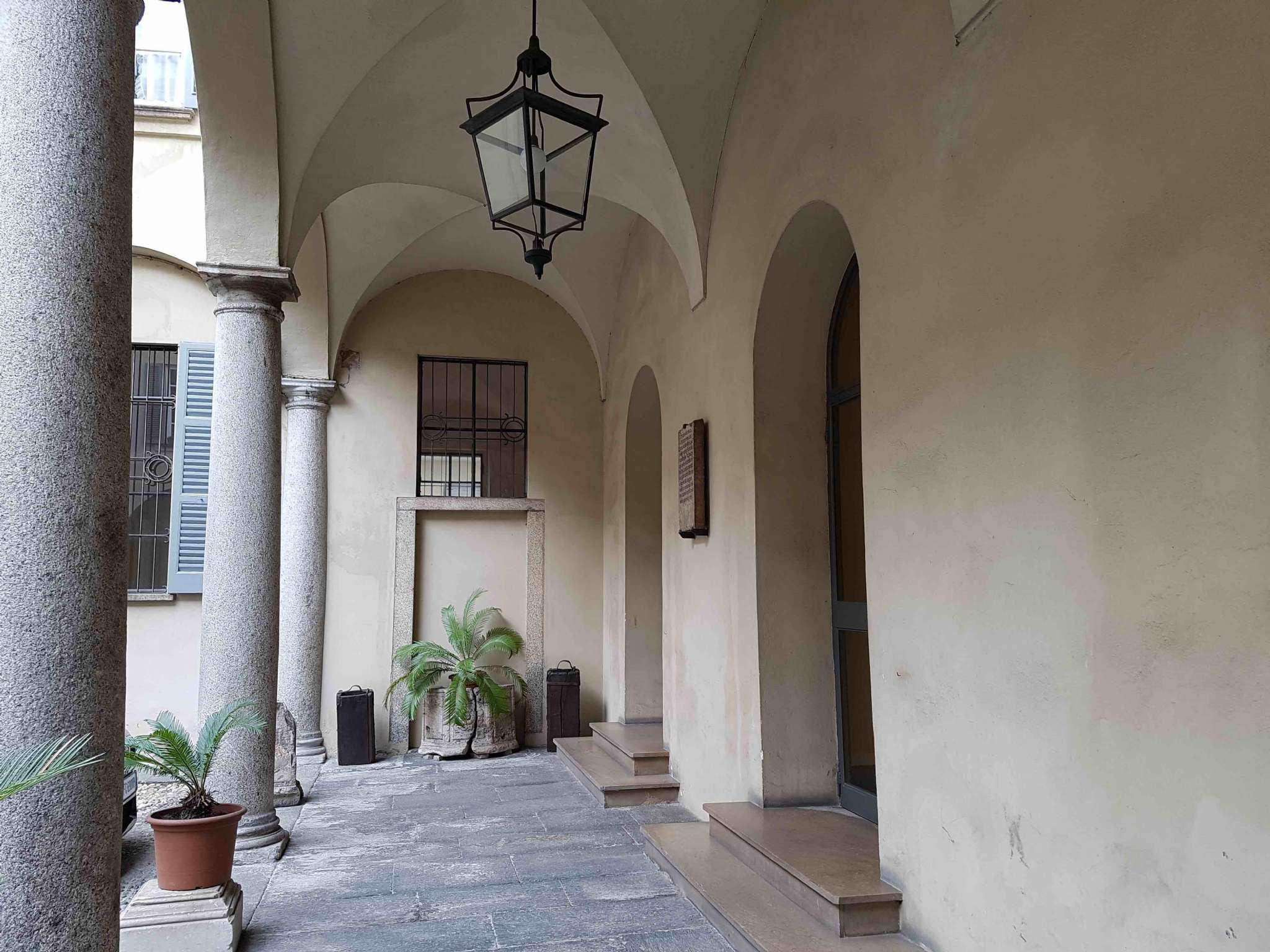 Ufficio - Loc.Com. MILANO affitto  CENTRO STORICO Cappuccio HALLBERG REAL ESTATE