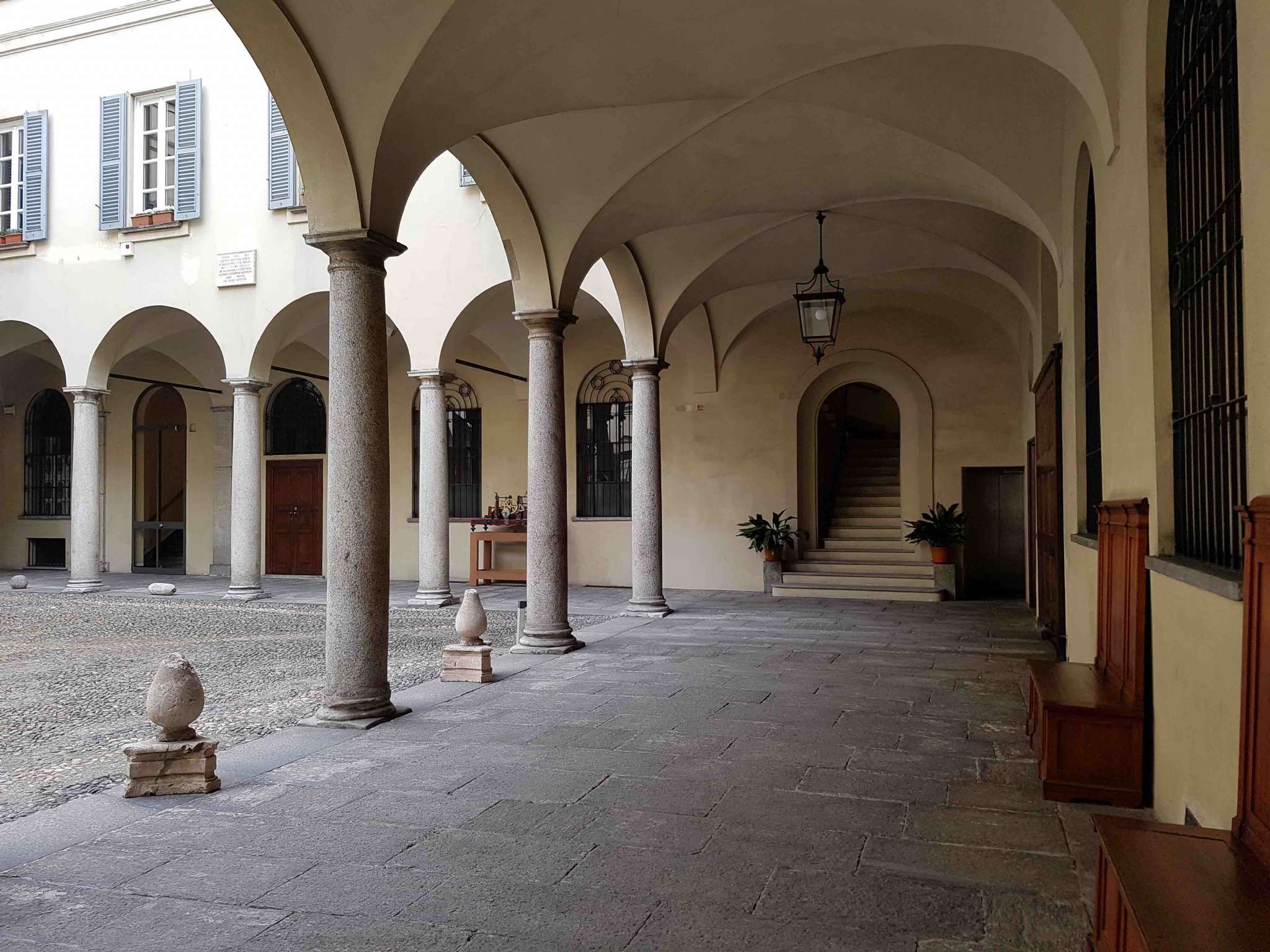 Ufficio - Loc.Com. MILANO affitto  CENTRO STORICO Cappuccio HALLBERG REAL ESTATE