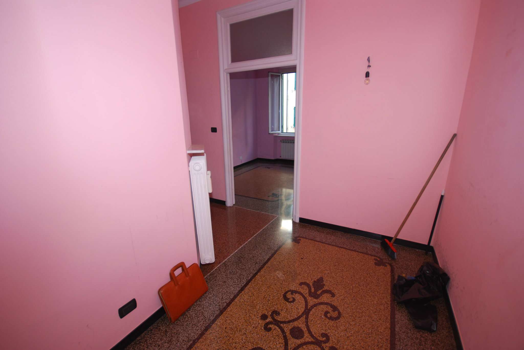 Appartamento GENOVA vendita  SAN FRUTTUOSO via Barrili CA.SA. sas intermediazioni immobiliari