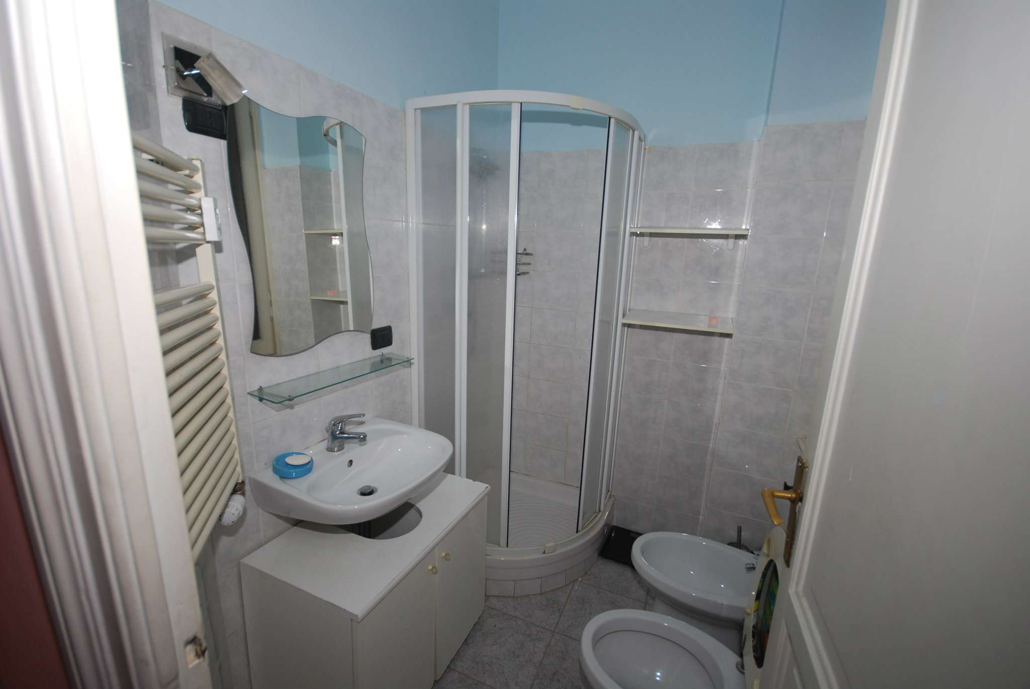 Appartamento GENOVA vendita  SAN FRUTTUOSO via Barrili CA.SA. sas intermediazioni immobiliari