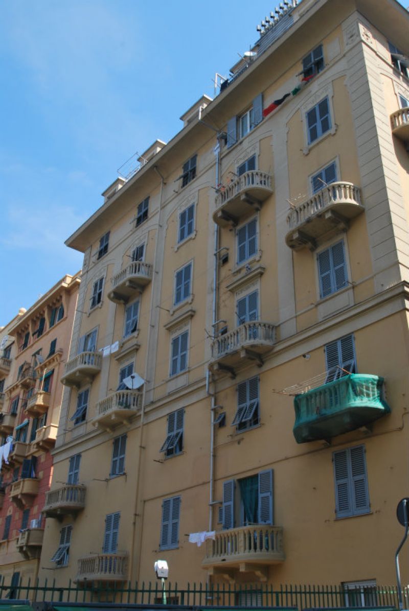  genova vendita quart: sampierdarena ca.sa. sas intermediazioni immobiliari