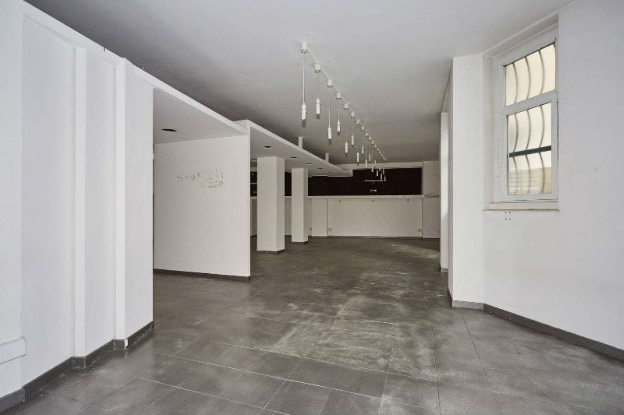 Show Room MILANO vendita  V GIORNATE Monte Nero Istituto Ambrosiano Immobiliare