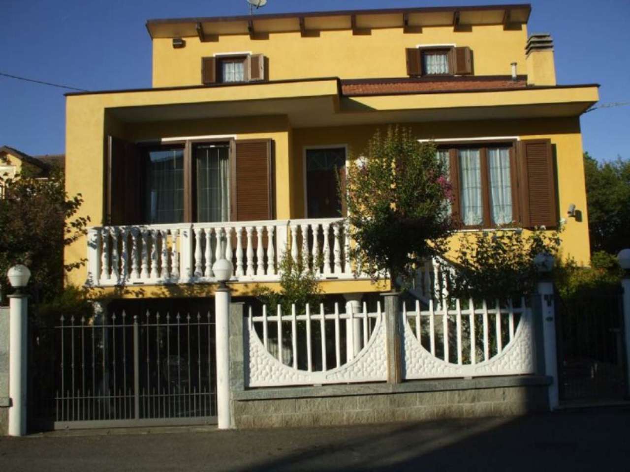 Villa Trifamiliare VOLPIANO vendita   Gorizia Regina Studio Immobiliare