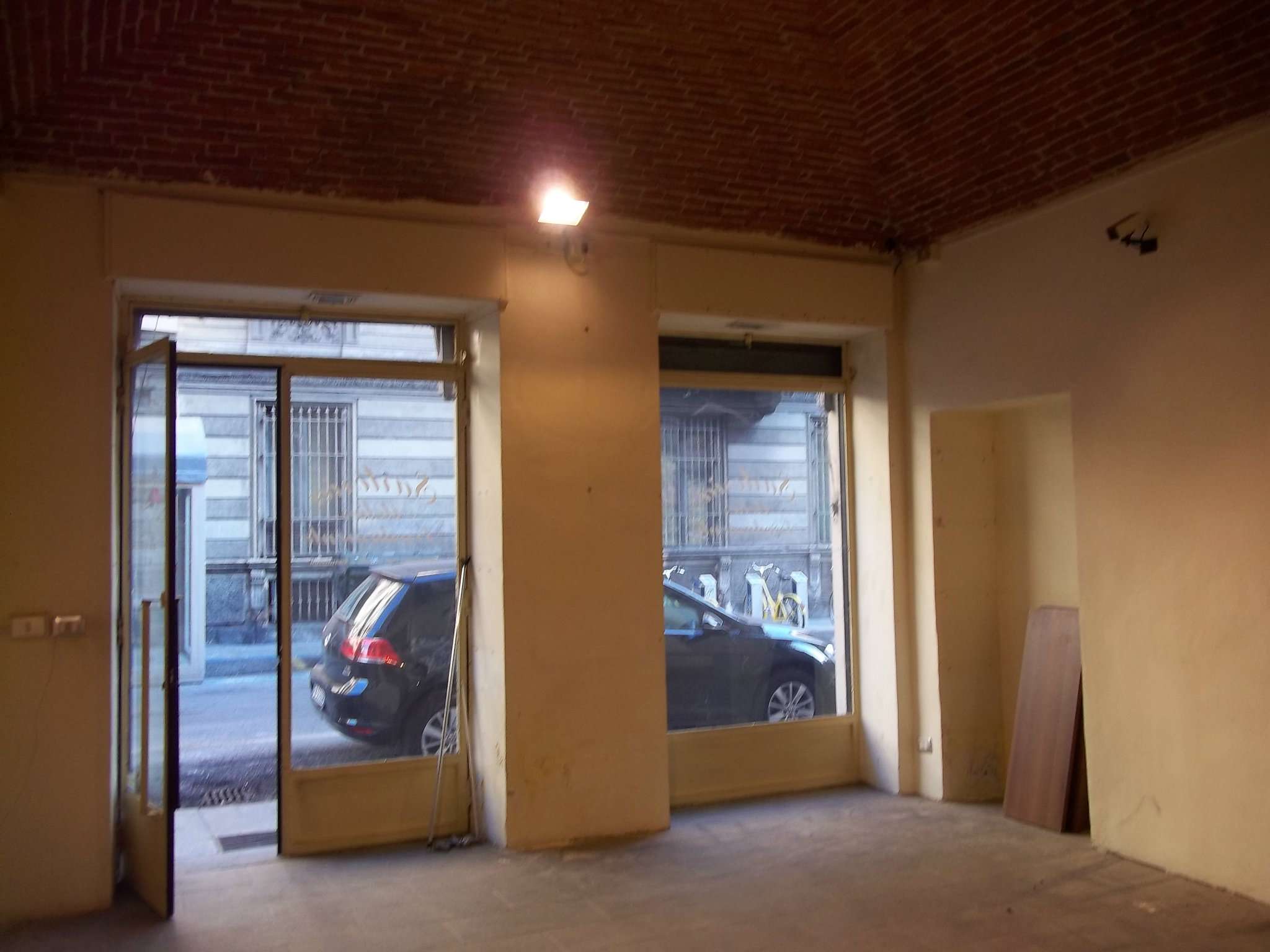 Negozio - Loc.Com. TORINO vendita  SAN SALVARIO Baretti Regina Studio Immobiliare