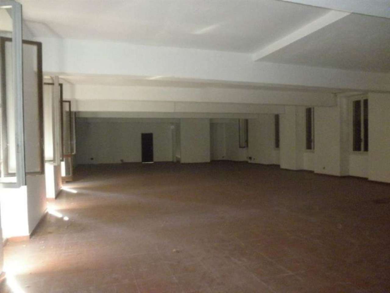 Negozio - Loc.Com. MILANO affitto  CORVETTO tertulliano Affiliato La Casa - MILANO SEMPIONE- ESSEVI SRL