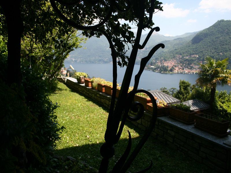 Vendita Villa Moltrasio lago