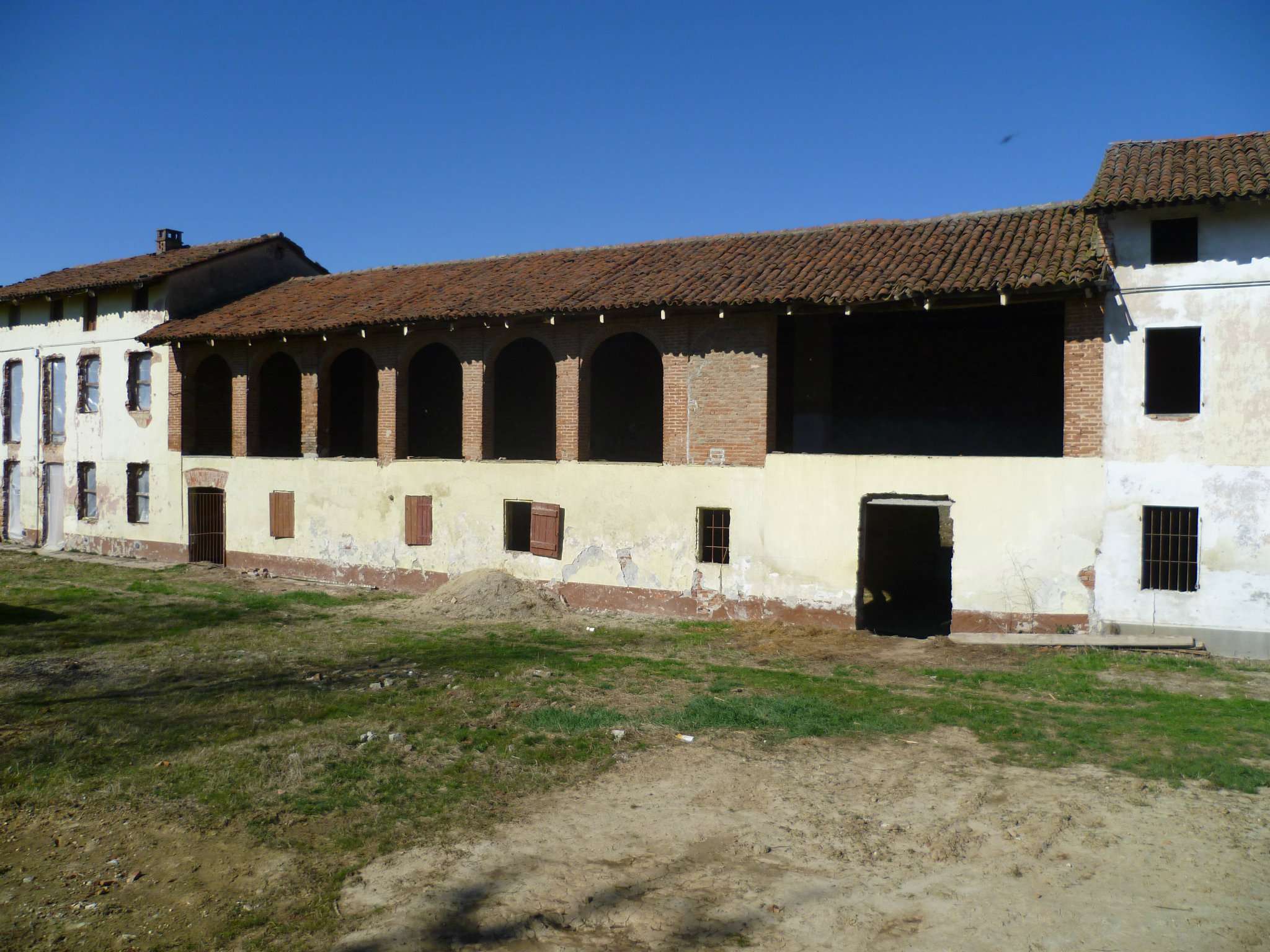 Rustico - Cascina VALFENERA vendita  VALFENERA Isolabella nord Chiusano & C. Torino