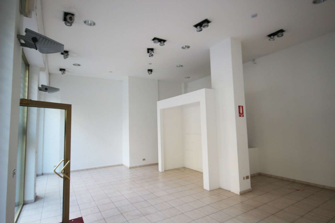 Negozio - Loc.Com. TORINO affitto  GM Sommeillier Chiusano & C. Torino