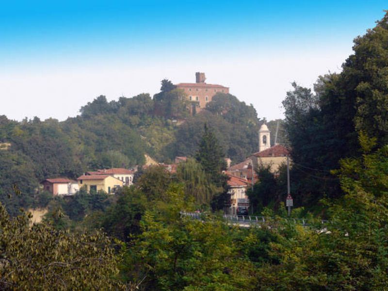 Vendita - Monteu Roero, 1500 mq