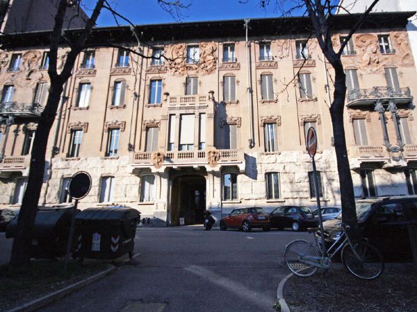 Torino  -  Crocetta  - corso Montevecchio  - 230 mq