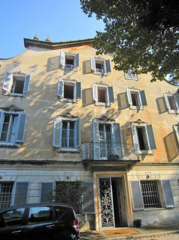 Moncalieri  - TO - Moncalieri  - viale del parco  - 300 mq