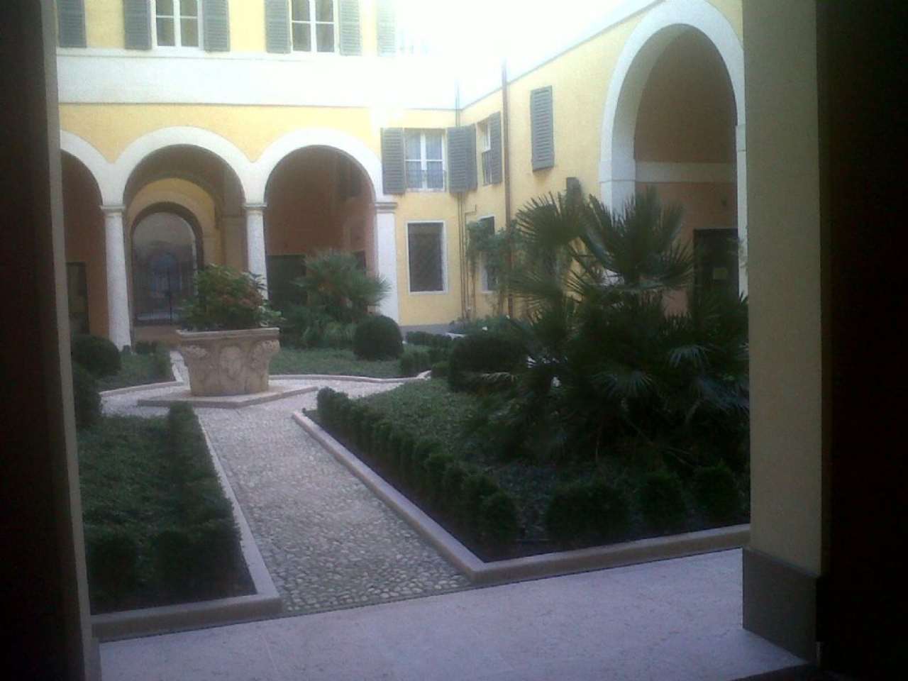  modena affitto quart: centro bellei-servizi-immobiliari-srl