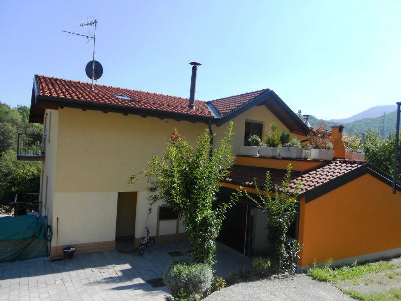 Mansarda - Sottotetto - Soffitta - Solaio CUASSO AL MONTE vendita    Broccucci Immobiliare