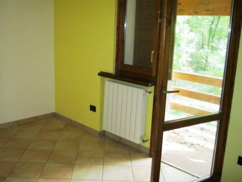 Appartamento CUASSO AL MONTE vendita    Broccucci Immobiliare