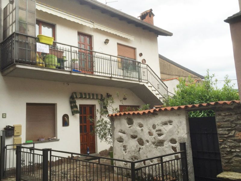  cuasso al monte vendita quart:  broccucci immobiliare