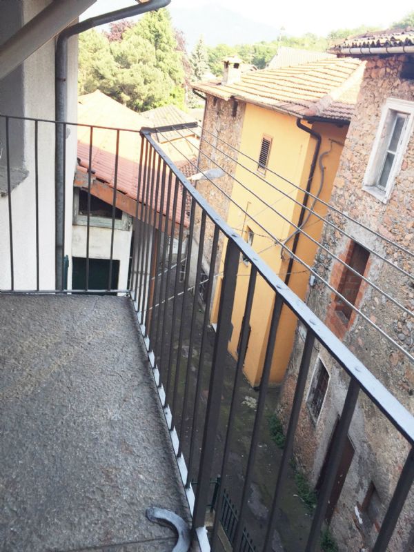 Appartamento CUASSO AL MONTE vendita    Broccucci Immobiliare