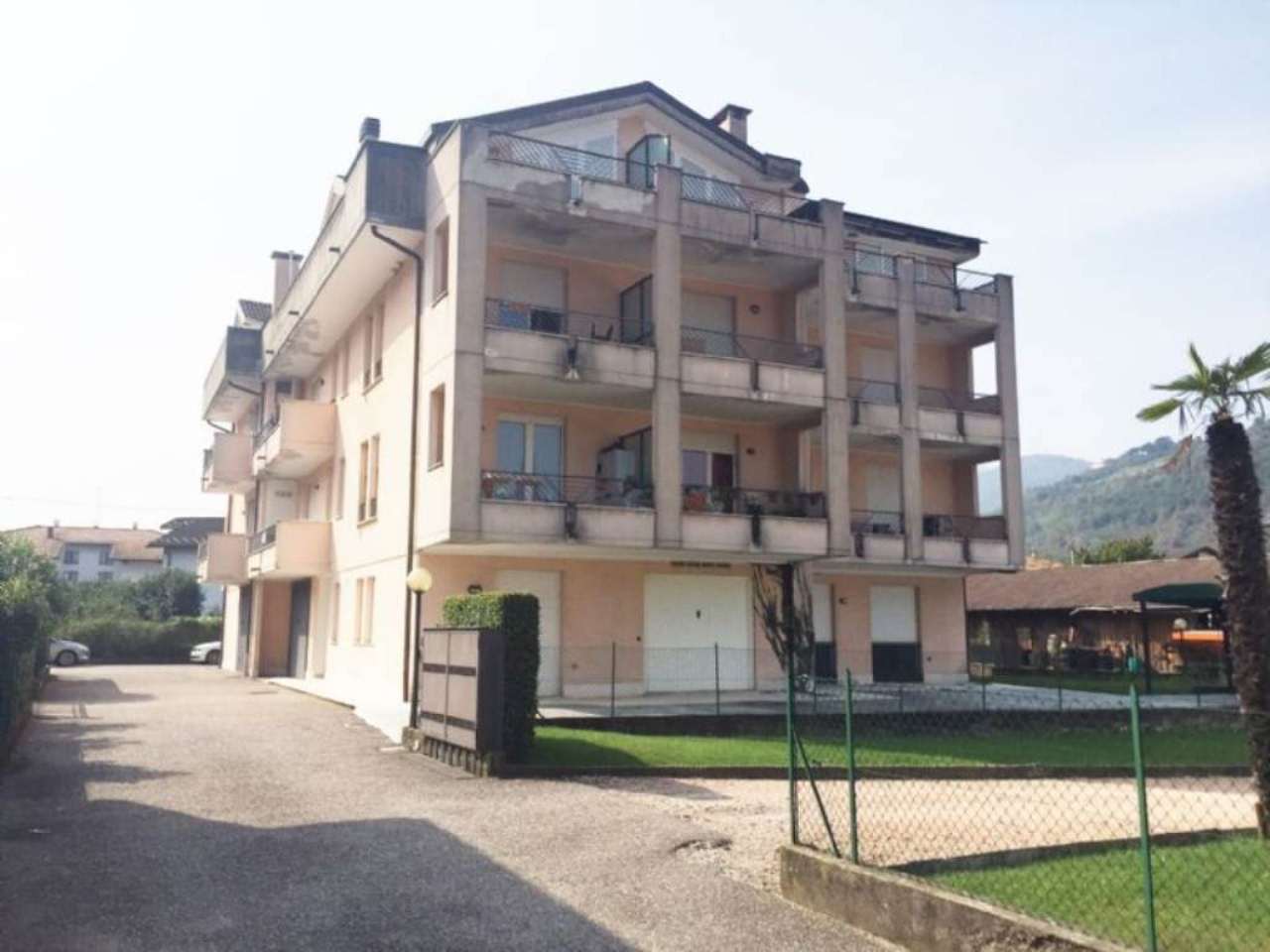  porto-ceresio vendita quart:  broccucci-immobiliare