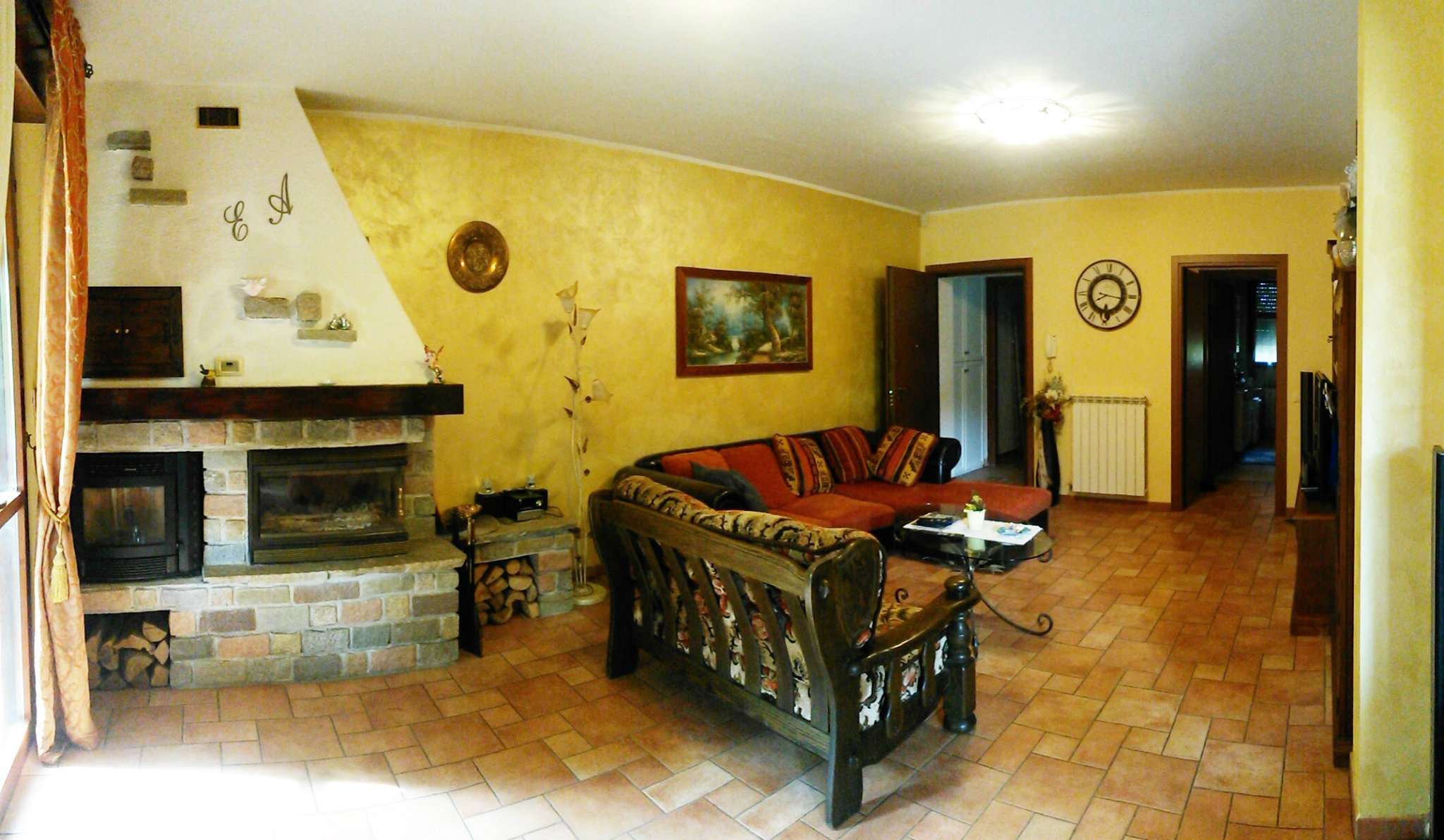 Appartamento CUASSO AL MONTE vendita    Broccucci Immobiliare