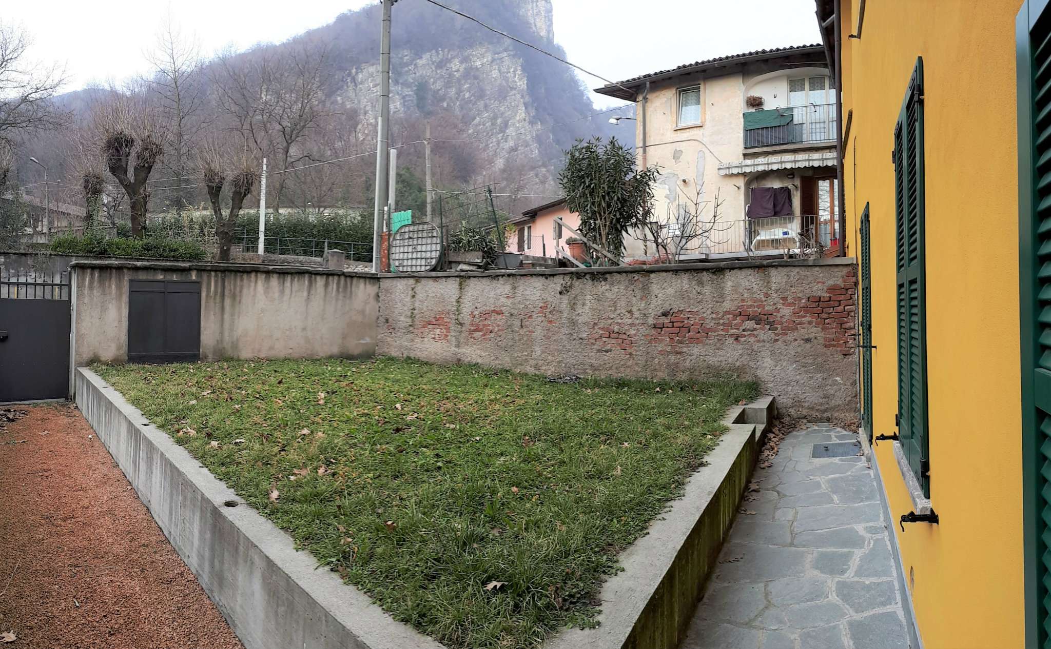 Appartamento ARCISATE vendita    Broccucci Immobiliare