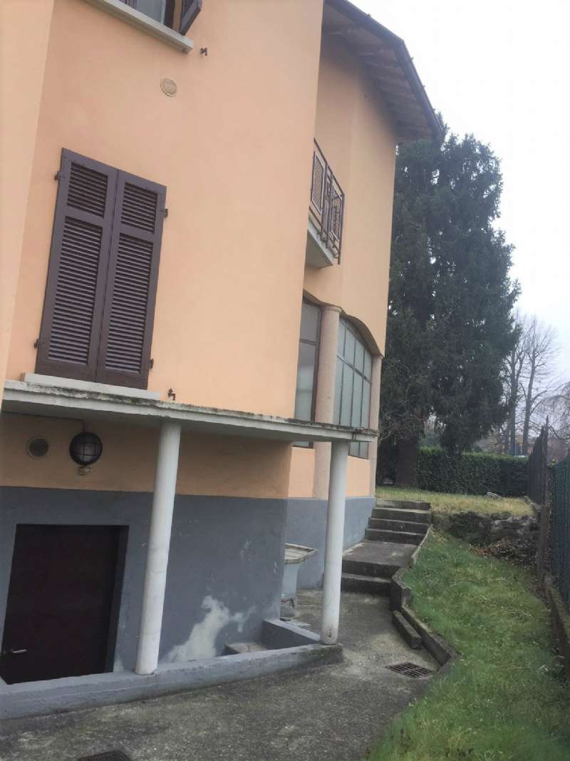 Villa Unifamiliare - Indipendente BUGUGGIATE affitto    Broccucci Immobiliare