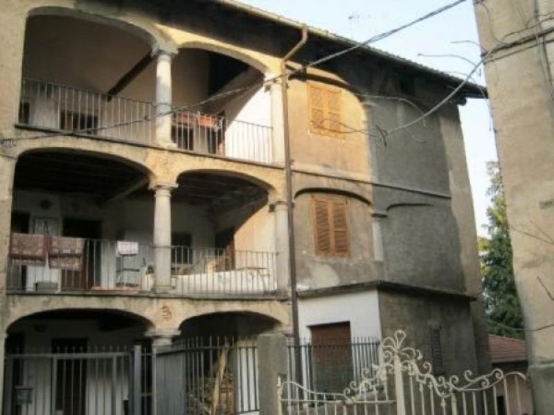 Appartamento CUASSO AL MONTE vendita    Broccucci Immobiliare