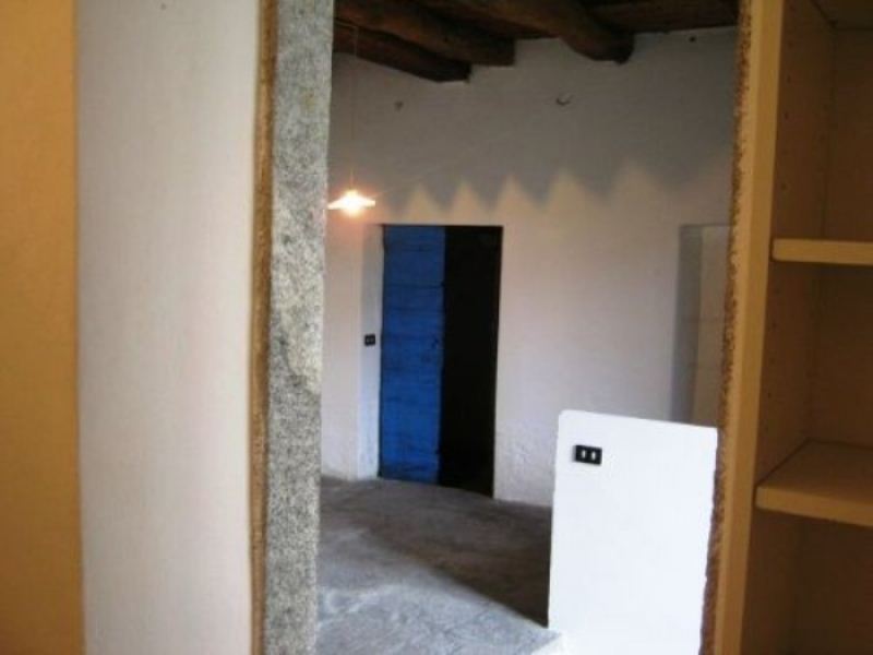 Appartamento CUASSO AL MONTE vendita    Broccucci Immobiliare