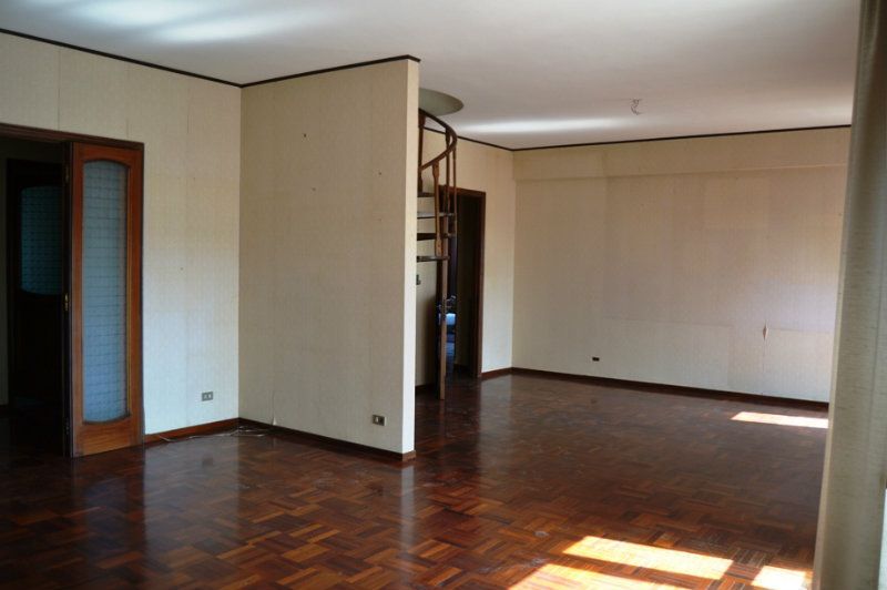 Appartamento ANCONA vendita  CENTRO STORICO  PIAZZA HOUSE AGENZIA IMMOBILIARE