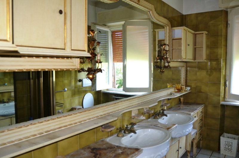 Appartamento ANCONA vendita  CENTRO STORICO  PIAZZA HOUSE AGENZIA IMMOBILIARE