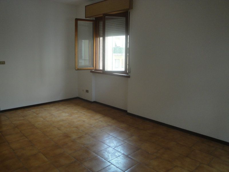 Ufficio - Loc.Com. ANCONA vendita  CENTRO STORICO  PIAZZA HOUSE AGENZIA IMMOBILIARE