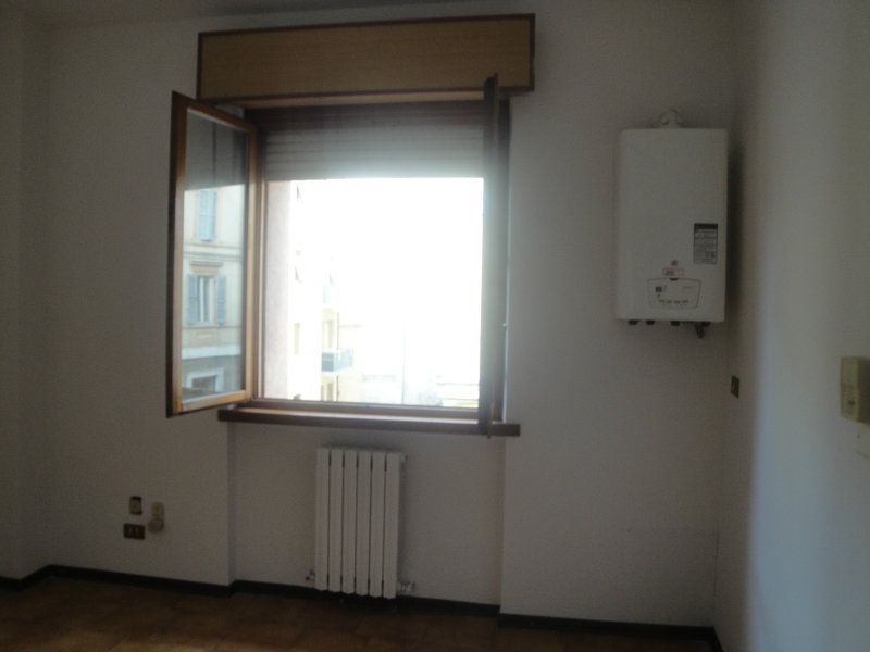 Ufficio - Loc.Com. ANCONA vendita  CENTRO STORICO  PIAZZA HOUSE AGENZIA IMMOBILIARE