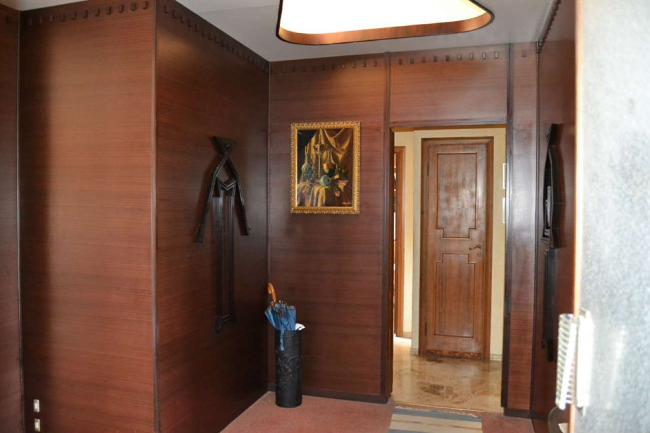 Appartamento ANCONA vendita  CENTRO STORICO  PIAZZA HOUSE AGENZIA IMMOBILIARE