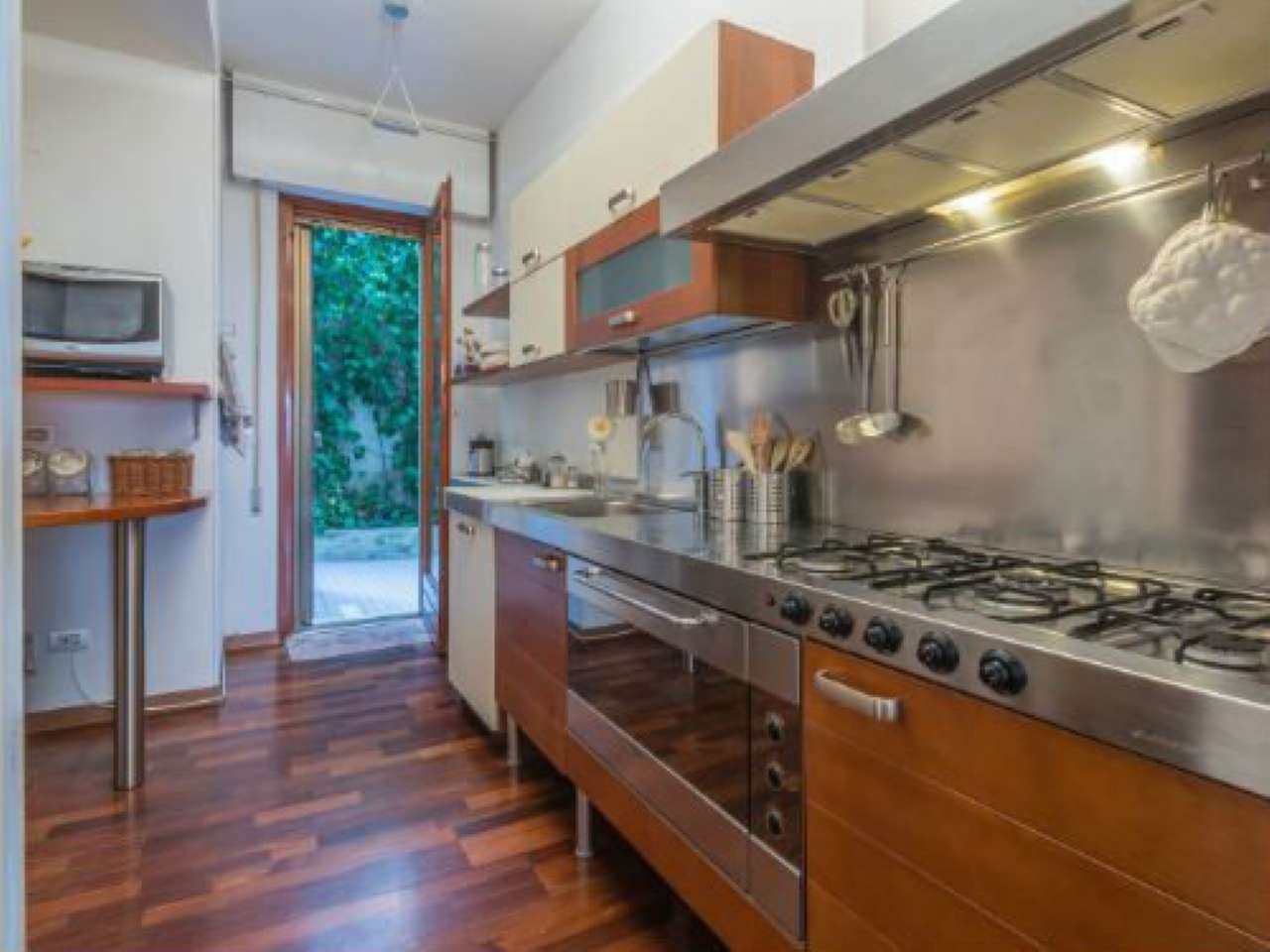 Appartamento ANCONA vendita  CENTRO STORICO  PIAZZA HOUSE AGENZIA IMMOBILIARE