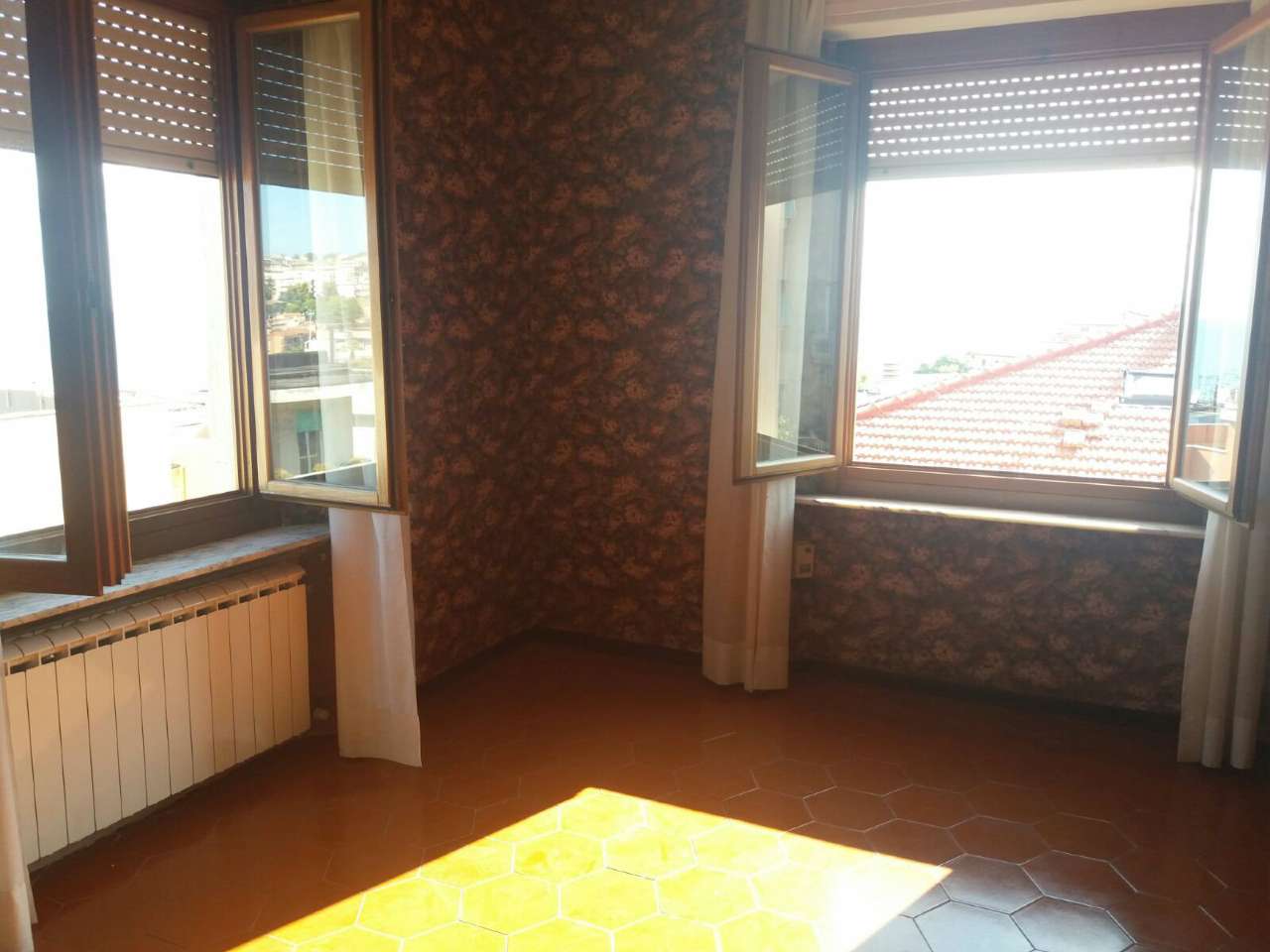 Appartamento ANCONA vendita  CENTRO STORICO  PIAZZA HOUSE AGENZIA IMMOBILIARE