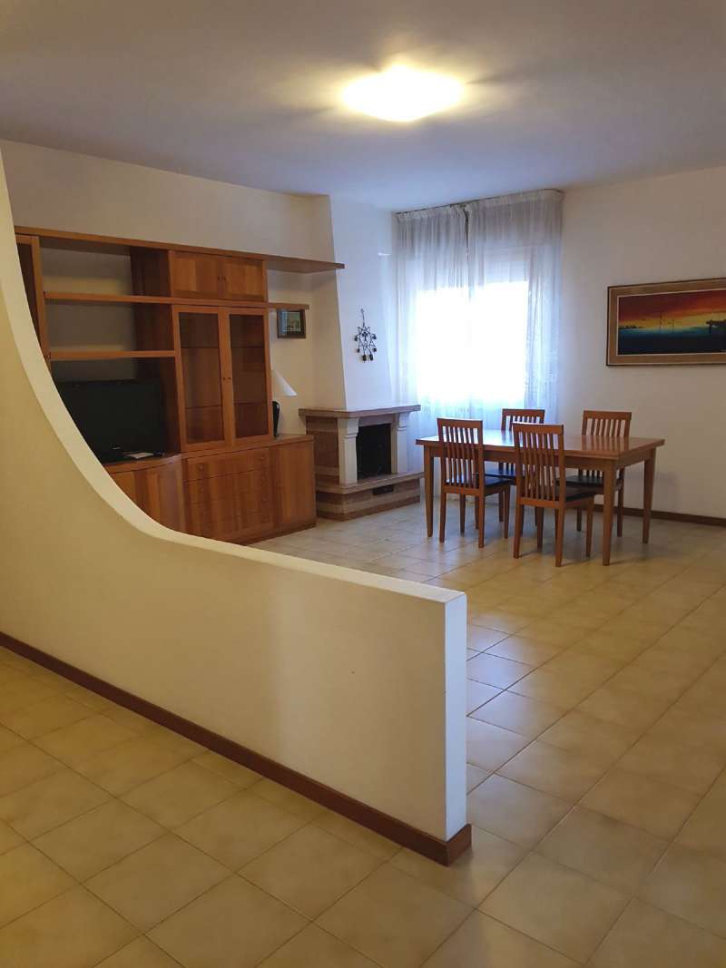 Appartamento POLVERIGI vendita   BRODOLINI PIAZZA HOUSE AGENZIA IMMOBILIARE