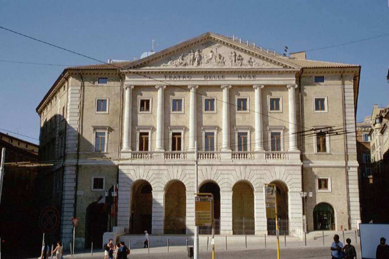  ancona vendita quart: centro storico piazza house agenzia immobiliare