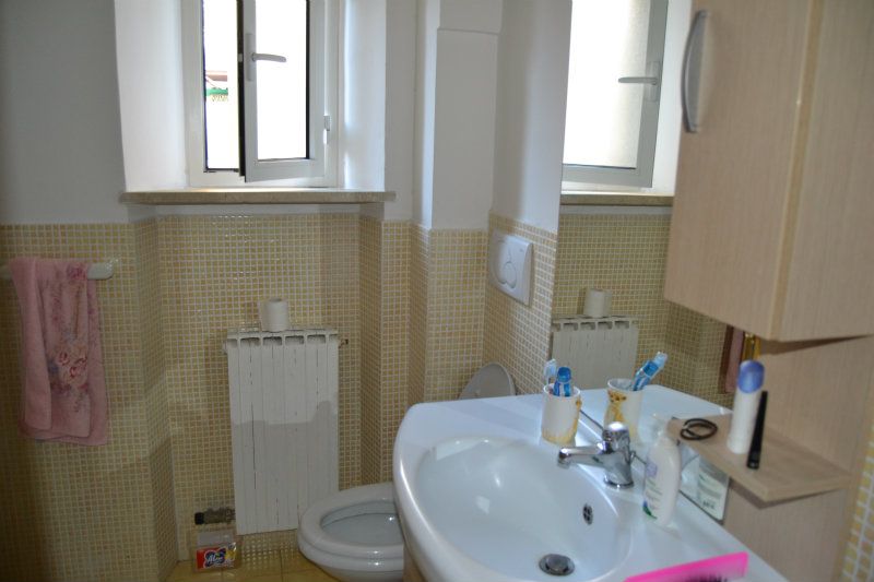 Appartamento ANCONA vendita  CENTRO STORICO  PIAZZA HOUSE AGENZIA IMMOBILIARE
