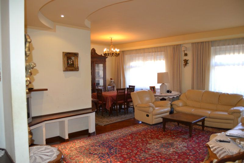 Appartamento ANCONA vendita  CENTRO STORICO  PIAZZA HOUSE AGENZIA IMMOBILIARE
